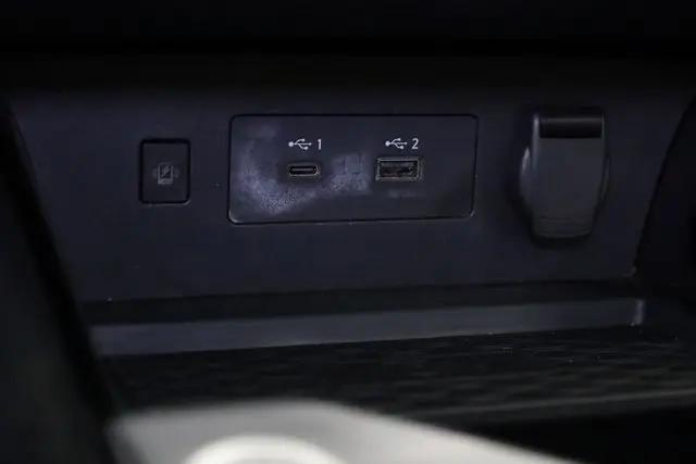 2023 Nissan Altima SL FWD