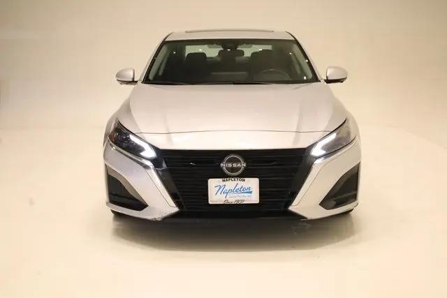 2023 Nissan Altima SL FWD
