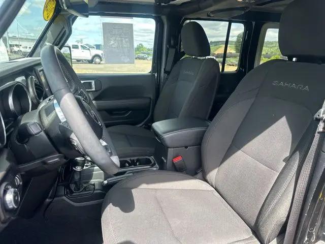 2023 Jeep Wrangler 4-Door Sahara 4x4