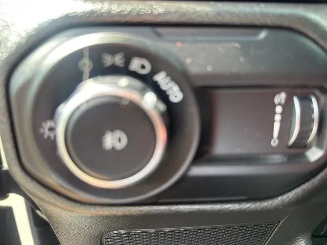 2023 Jeep Wrangler 4-Door Sahara 4x4