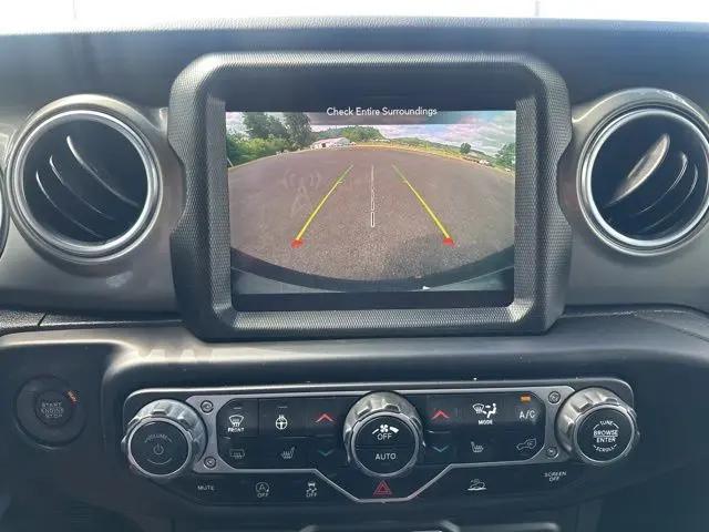2023 Jeep Wrangler 4-Door Sahara 4x4