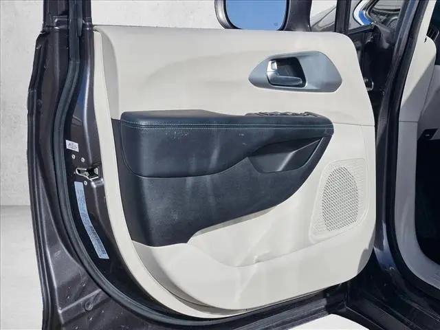 2018 Chrysler Pacifica Hybrid Touring Plus