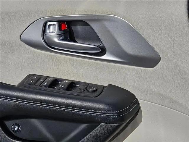 2018 Chrysler Pacifica Hybrid Touring Plus