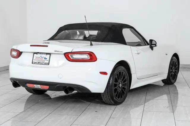2017 Fiat 124 Spider Classica
