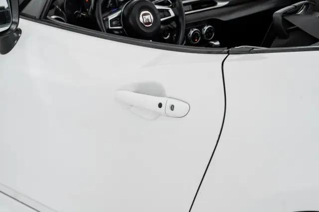 2017 Fiat 124 Spider Classica