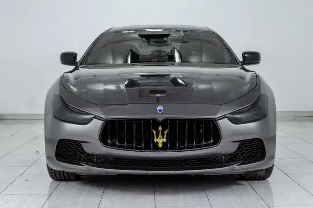 2016 Maserati Ghibli Standard