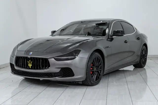 2016 Maserati Ghibli Standard