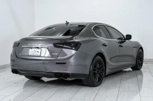 2016 Maserati Ghibli Standard