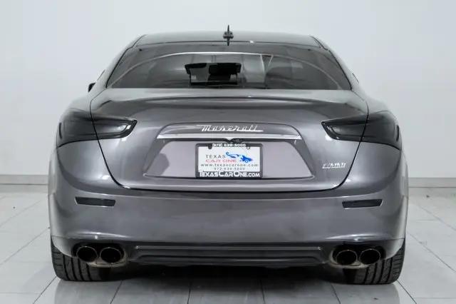 2016 Maserati Ghibli Standard