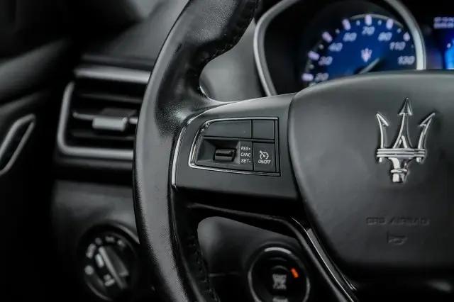 2016 Maserati Ghibli Standard