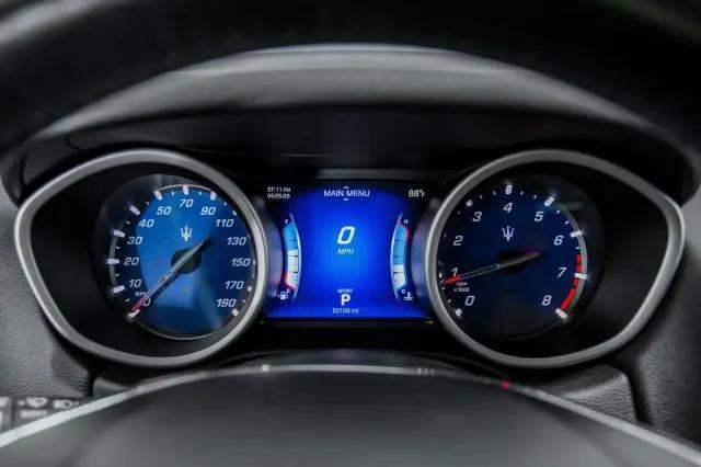 2016 Maserati Ghibli Standard