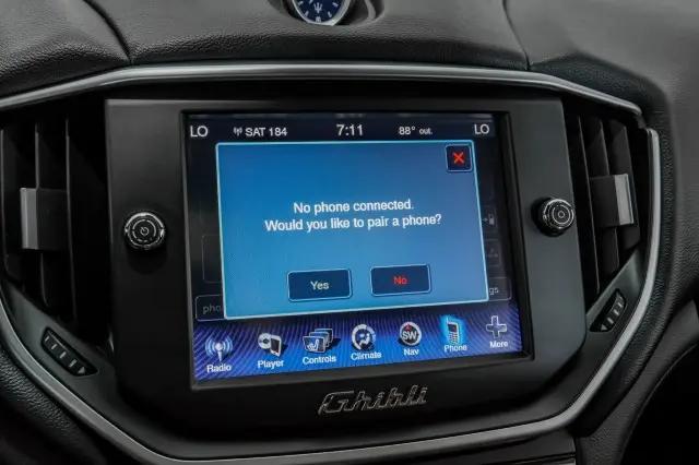 2016 Maserati Ghibli Standard