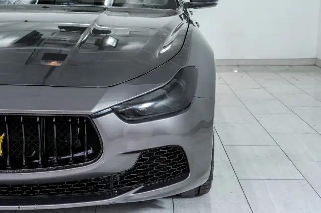 2016 Maserati Ghibli Standard