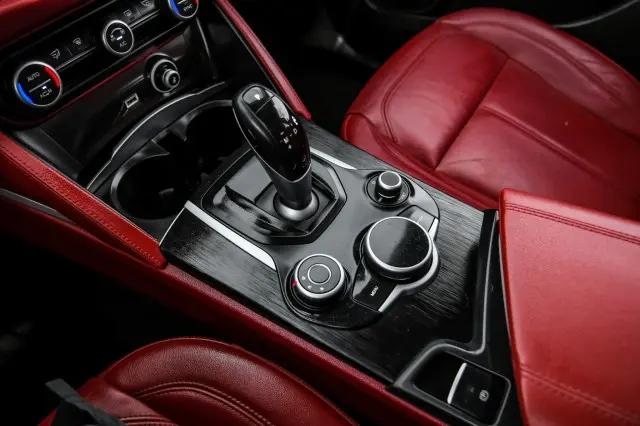 2019 Alfa Romeo Stelvio RWD