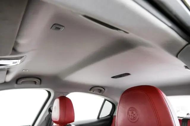 2019 Alfa Romeo Stelvio RWD