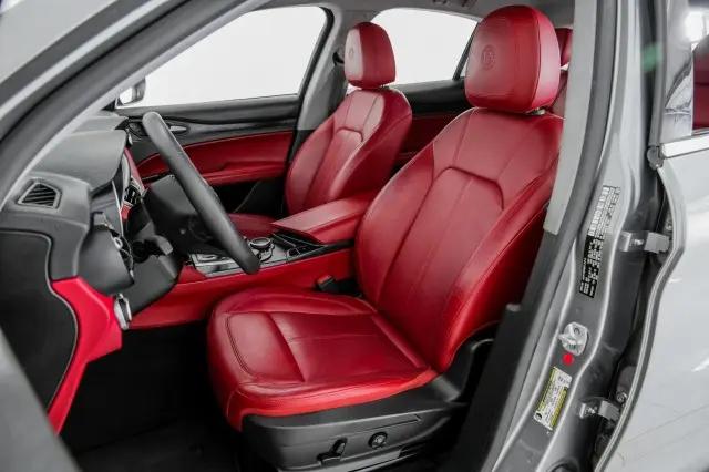 2019 Alfa Romeo Stelvio RWD