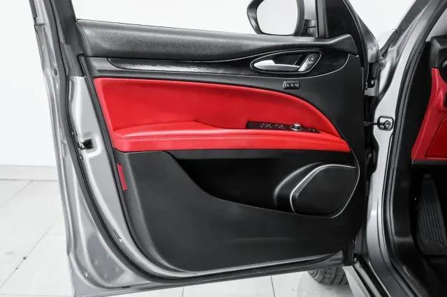 2019 Alfa Romeo Stelvio RWD
