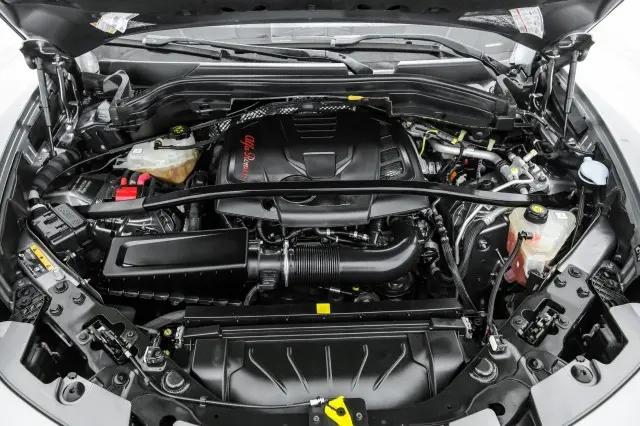 2019 Alfa Romeo Stelvio RWD
