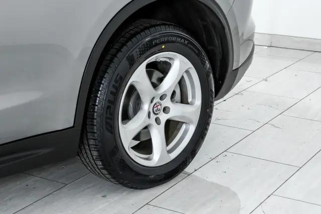 2019 Alfa Romeo Stelvio RWD