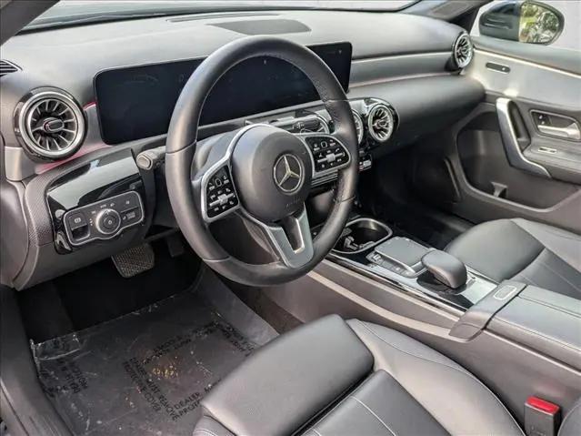 2022 Mercedes-Benz A 220 A 220