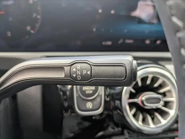 2022 Mercedes-Benz A 220 A 220