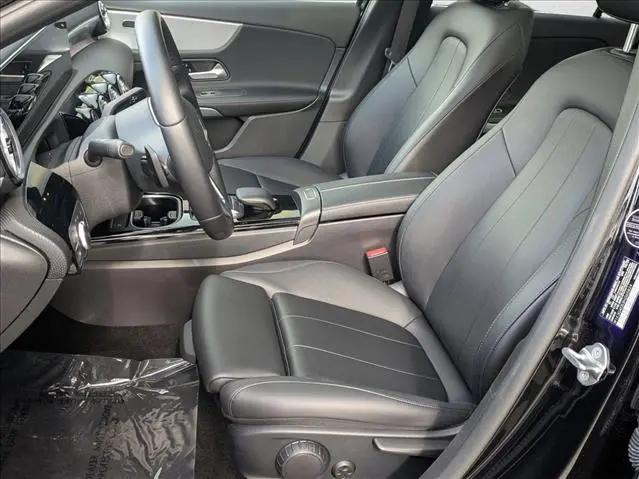 2022 Mercedes-Benz A 220 A 220