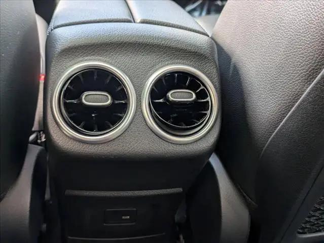 2022 Mercedes-Benz A 220 A 220