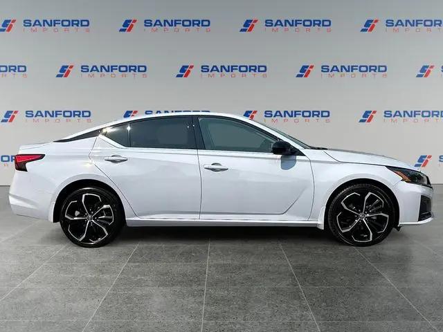 2024 Nissan Altima SR Intelligent AWD