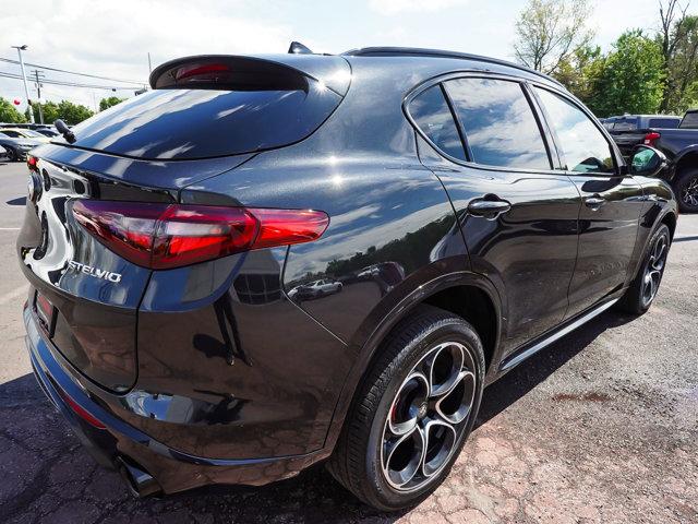 2023 Alfa Romeo Stelvio Veloce AWD