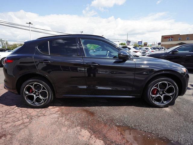 2023 Alfa Romeo Stelvio Veloce AWD