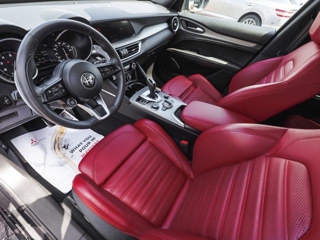 2023 Alfa Romeo Stelvio Veloce AWD