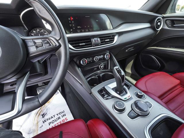 2023 Alfa Romeo Stelvio Veloce AWD