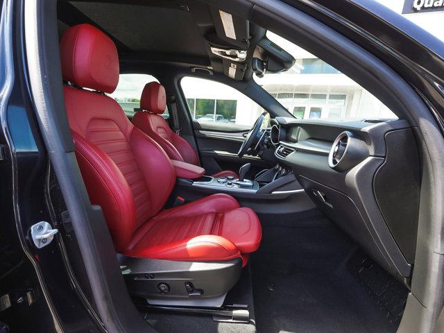 2023 Alfa Romeo Stelvio Veloce AWD