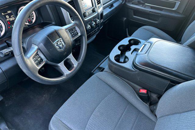 2024 Ram 1500 Classic Warlock Crew Cab 4x4 5'7" Box