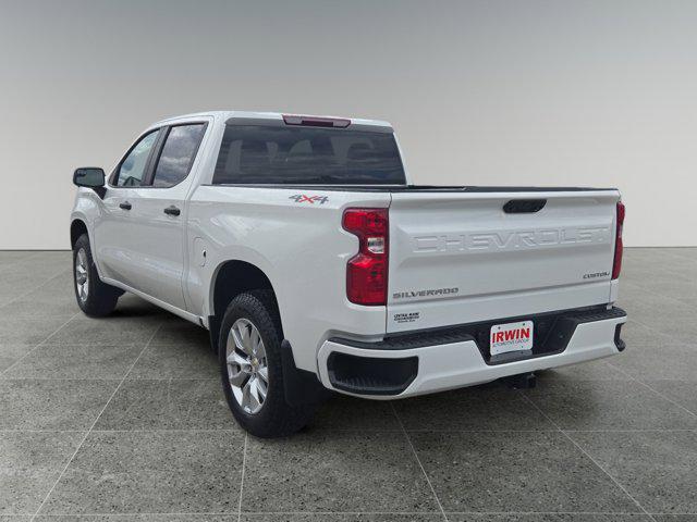2026 Chevrolet Silverado 1500 4WD Crew Cab Short Bed Custom