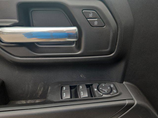 2026 Chevrolet Silverado 1500 4WD Crew Cab Short Bed Custom