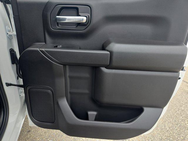 2026 Chevrolet Silverado 1500 4WD Crew Cab Short Bed Custom