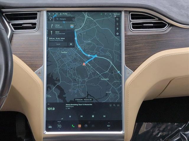 2015 Tesla Model S 70D