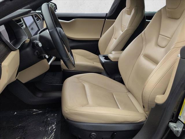 2015 Tesla Model S 70D