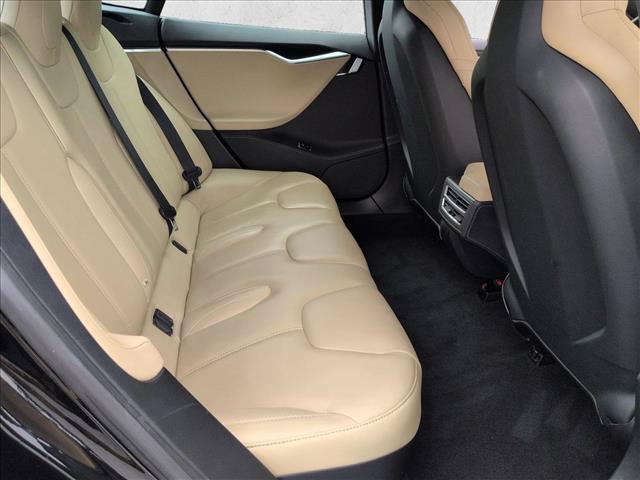 2015 Tesla Model S 70D