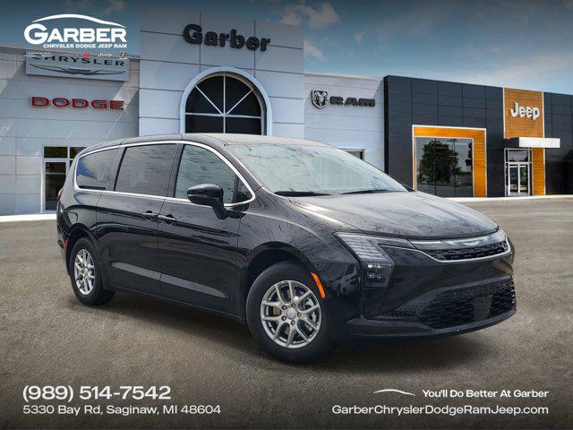 2027 Chrysler Pacifica Select for sale in Saginaw, MI