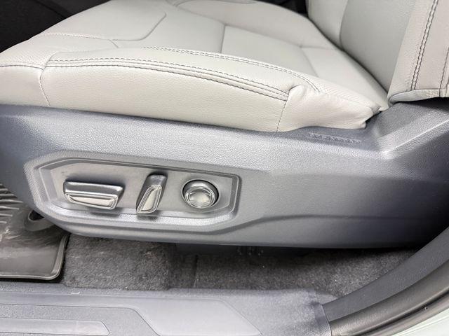 2026 Toyota Tundra Limited CrewMax 5.5' Bed