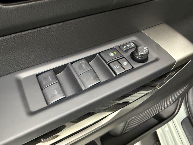 2026 Toyota Tundra Limited CrewMax 5.5' Bed