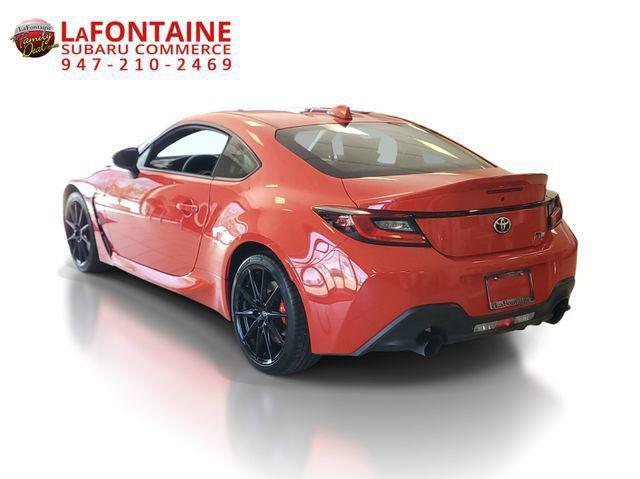 2025 Toyota GR86 Premium