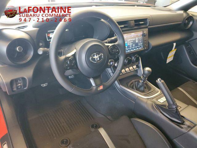 2025 Toyota GR86 Premium