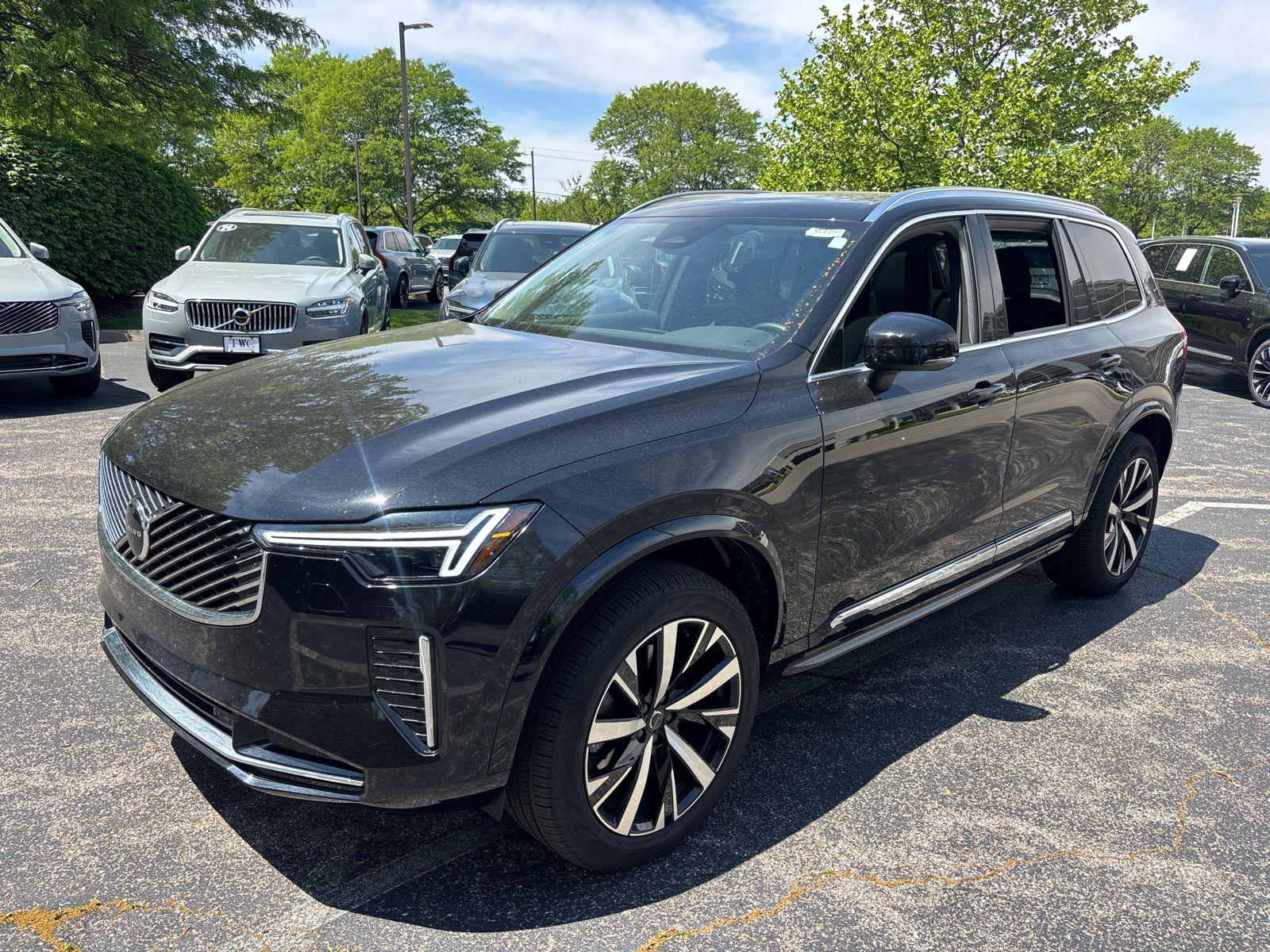 2026 Volvo XC90 B5 Core Bright 4WD's photo