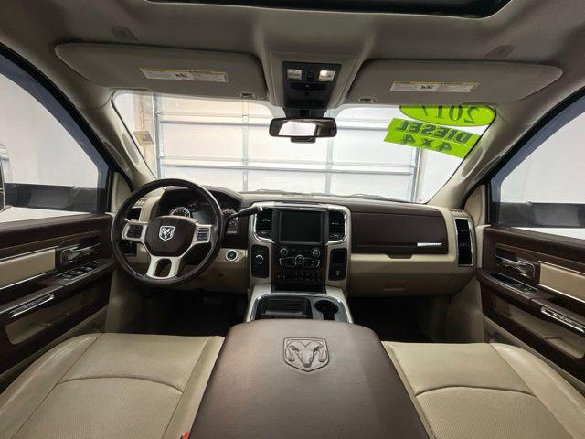 2017 Ram 3500 Laramie Crew Cab 4x4 8' Box