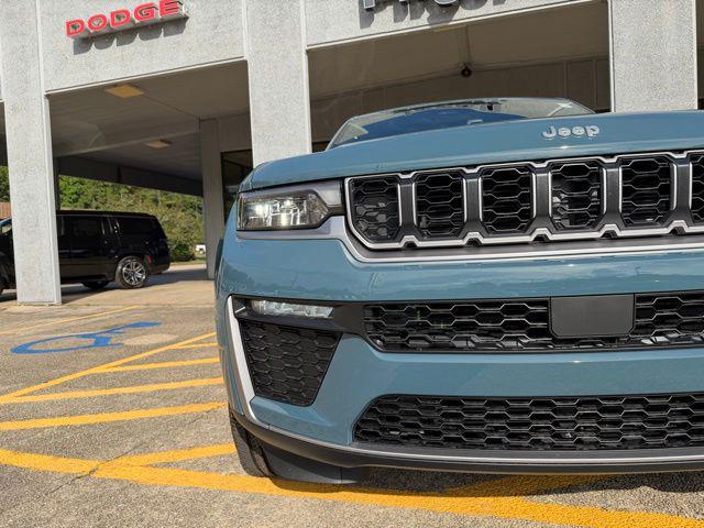 2026 Jeep Grand Cherokee Limited 4x2