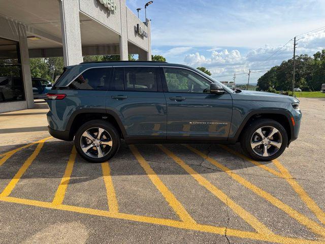 2026 Jeep Grand Cherokee Limited 4x2