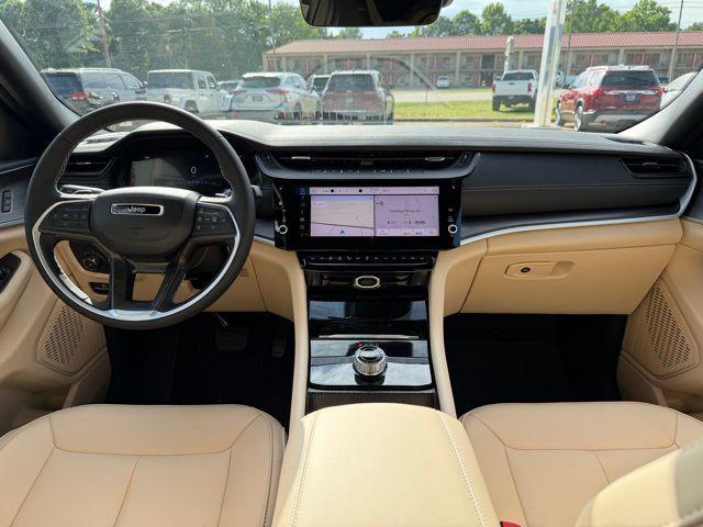 2026 Jeep Grand Cherokee Limited 4x2